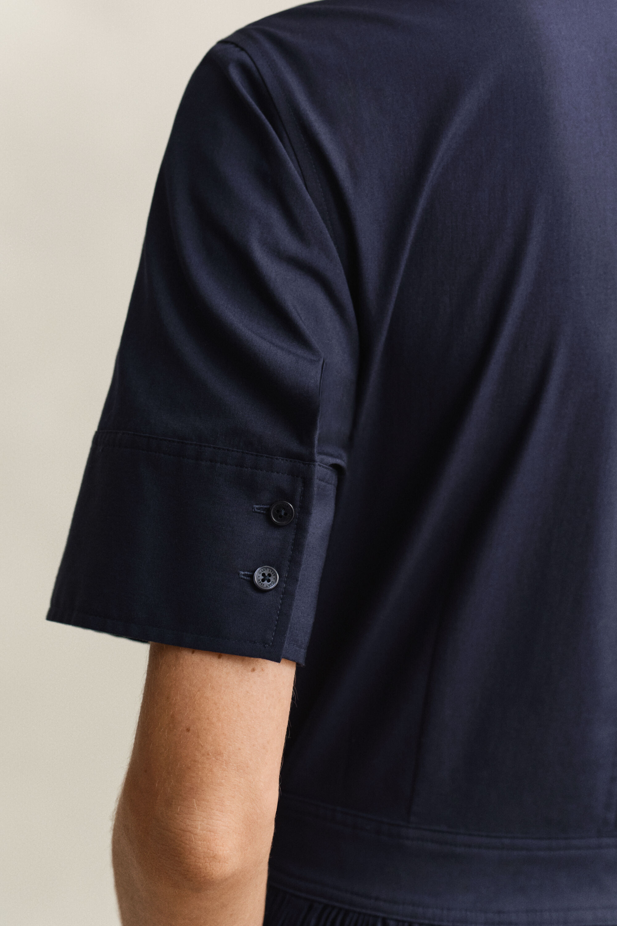 Vestido camisero plisado de algodón