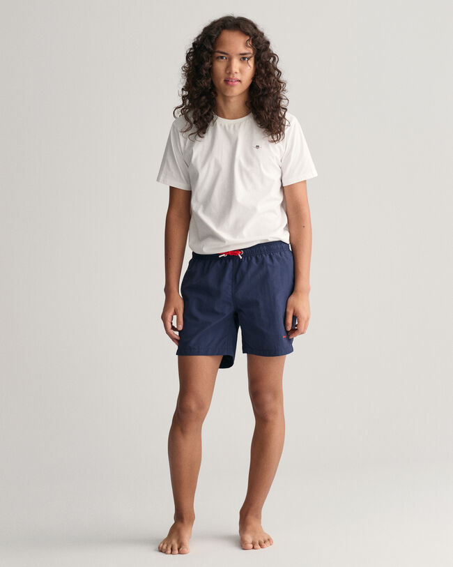 Ba&ntilde;ador Teen Boys