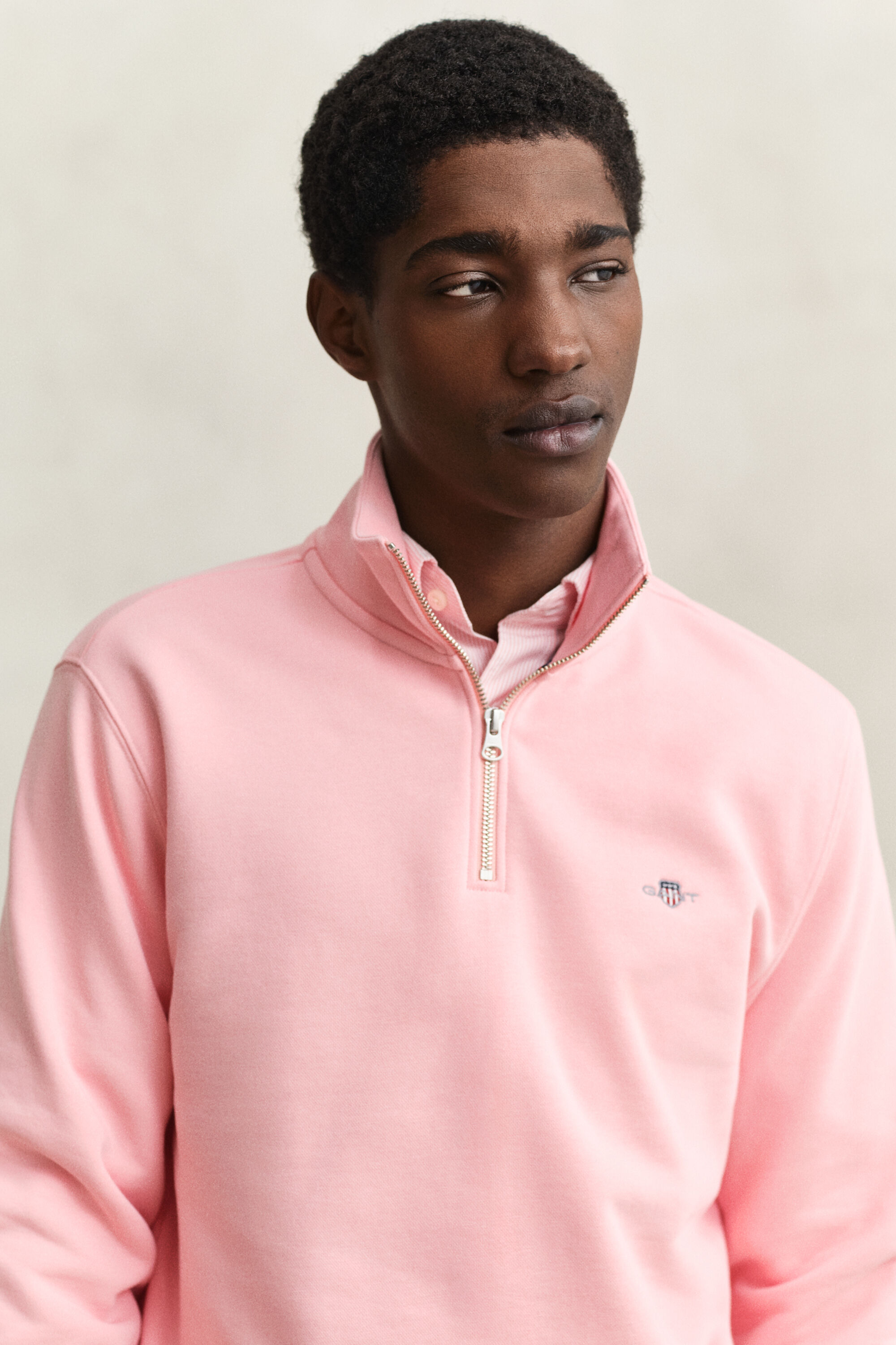 Sudadera Shield con media cremallera