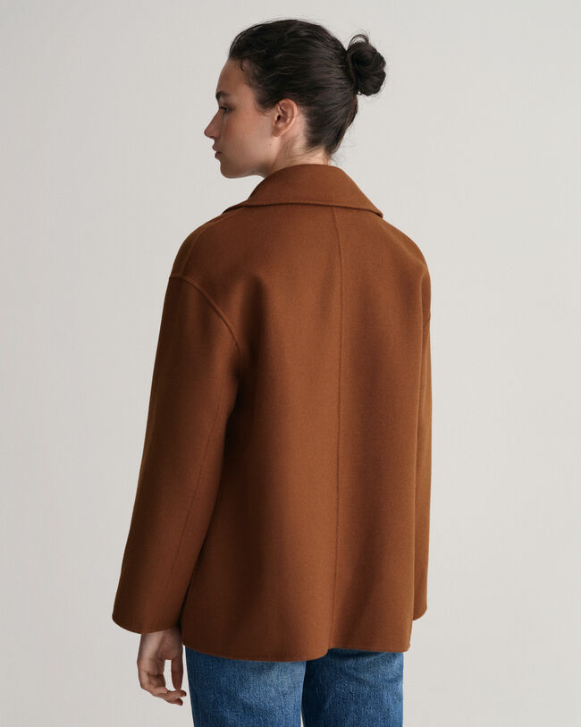 Chaquet&oacute;n cosido a mano