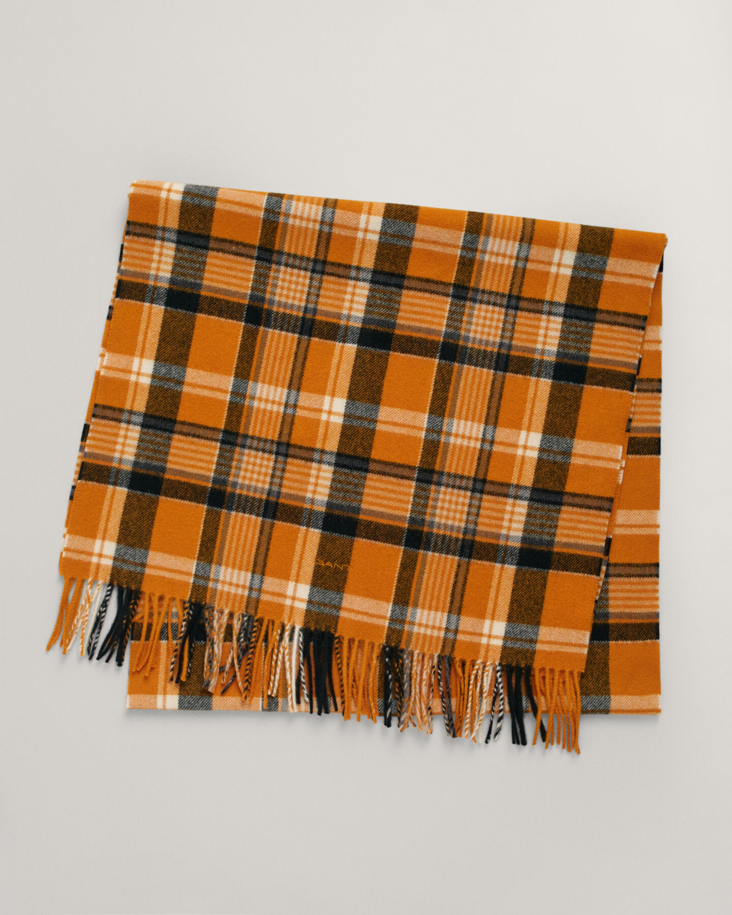 Bufanda tejida de cuadros