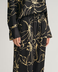 Pantalones Pull-On Line Drawing