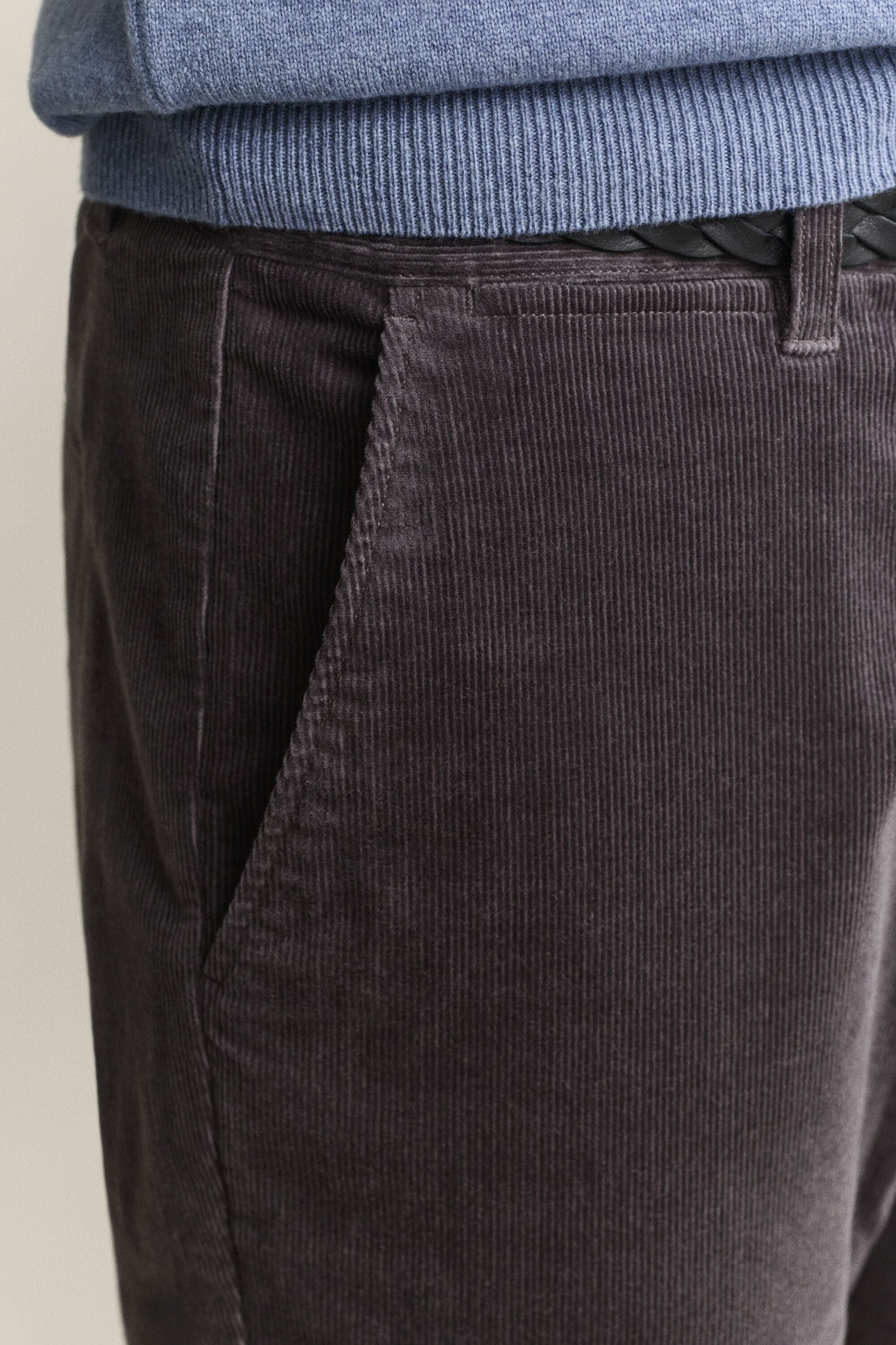 Pantalones chinos Regular Fit de pana
