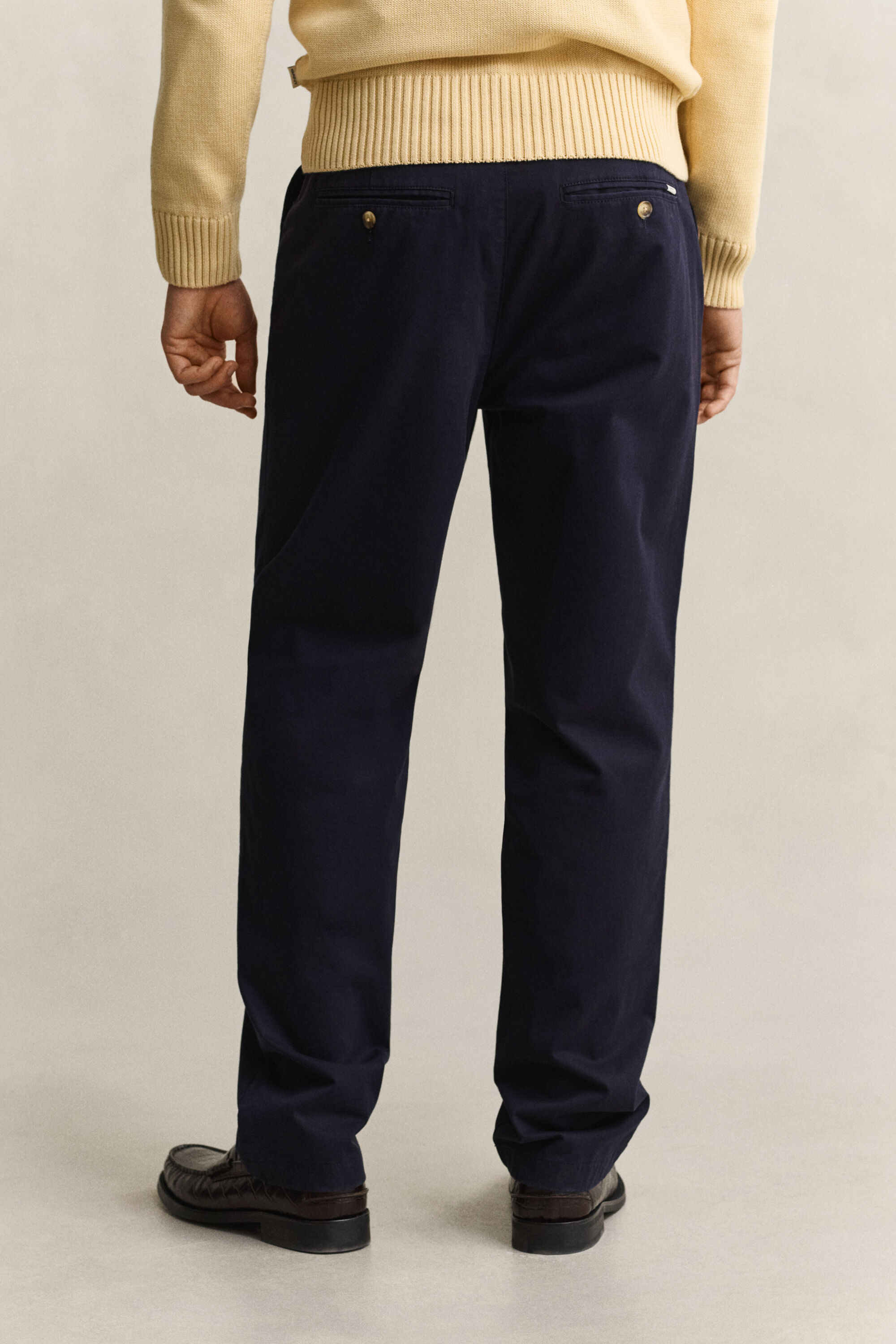 Pantalones chinos Regular Fit clásicos