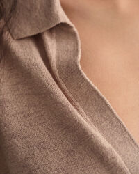 Vestido de mezcla de lino con cuello