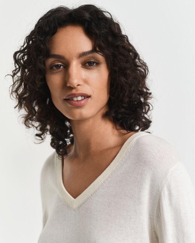 Jersey de cuello de pico en punto fino