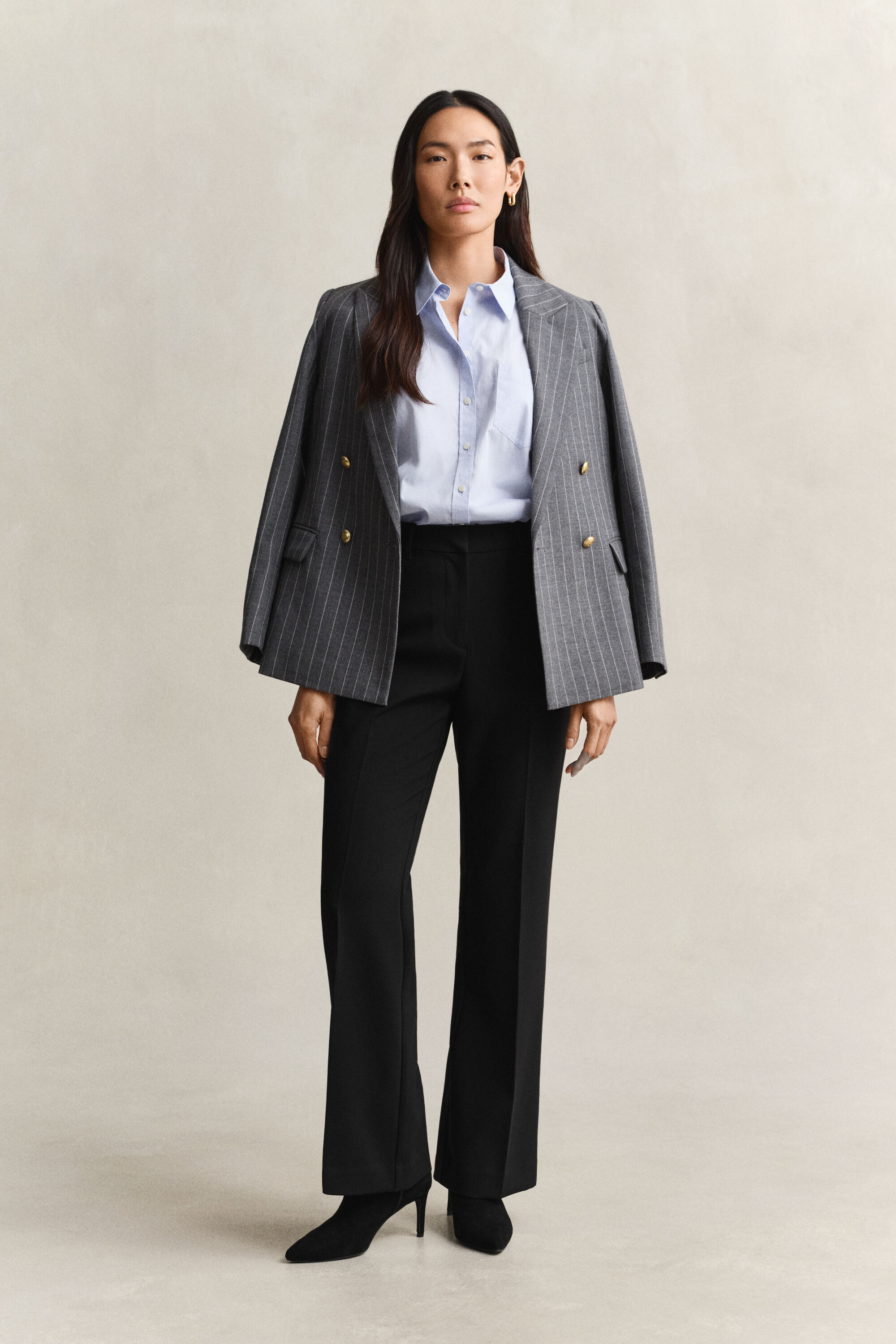 Pantalones de vestir Slim Fit acampanados