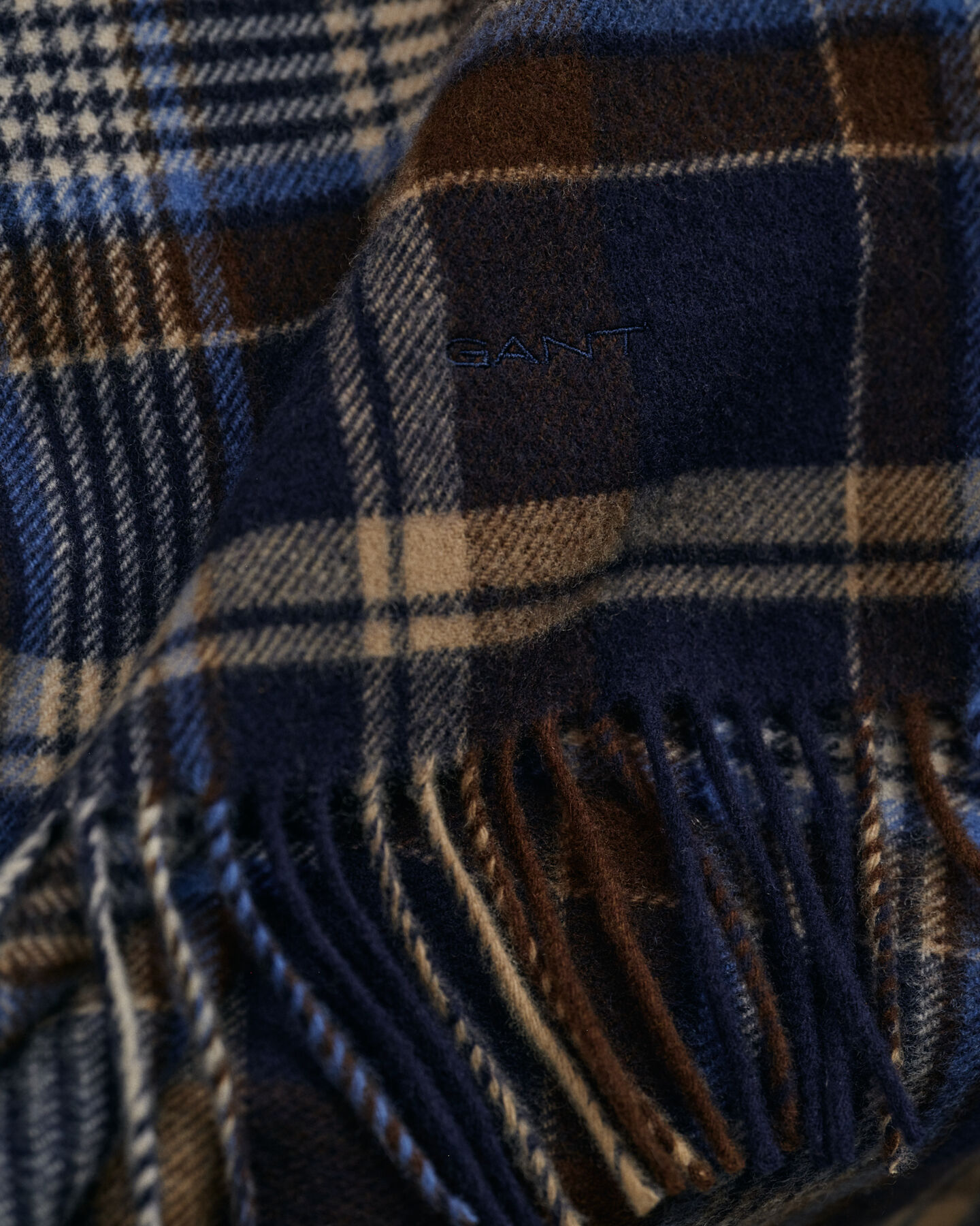 Bufanda tejida de cuadros