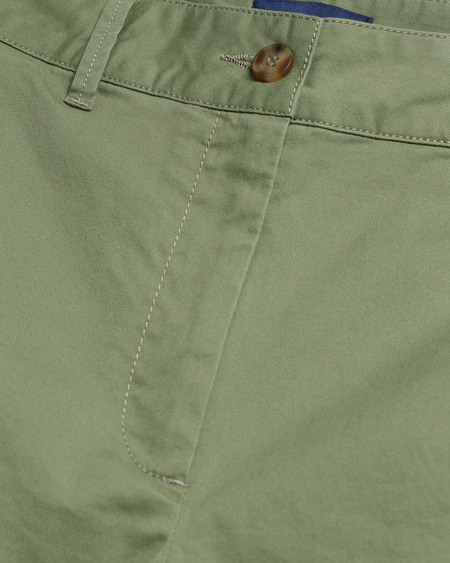 Pantalones chinos cortos