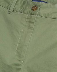 Pantalones chinos cortos
