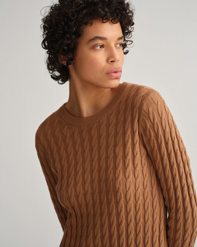 Vestido de punto de ochos retorcidos