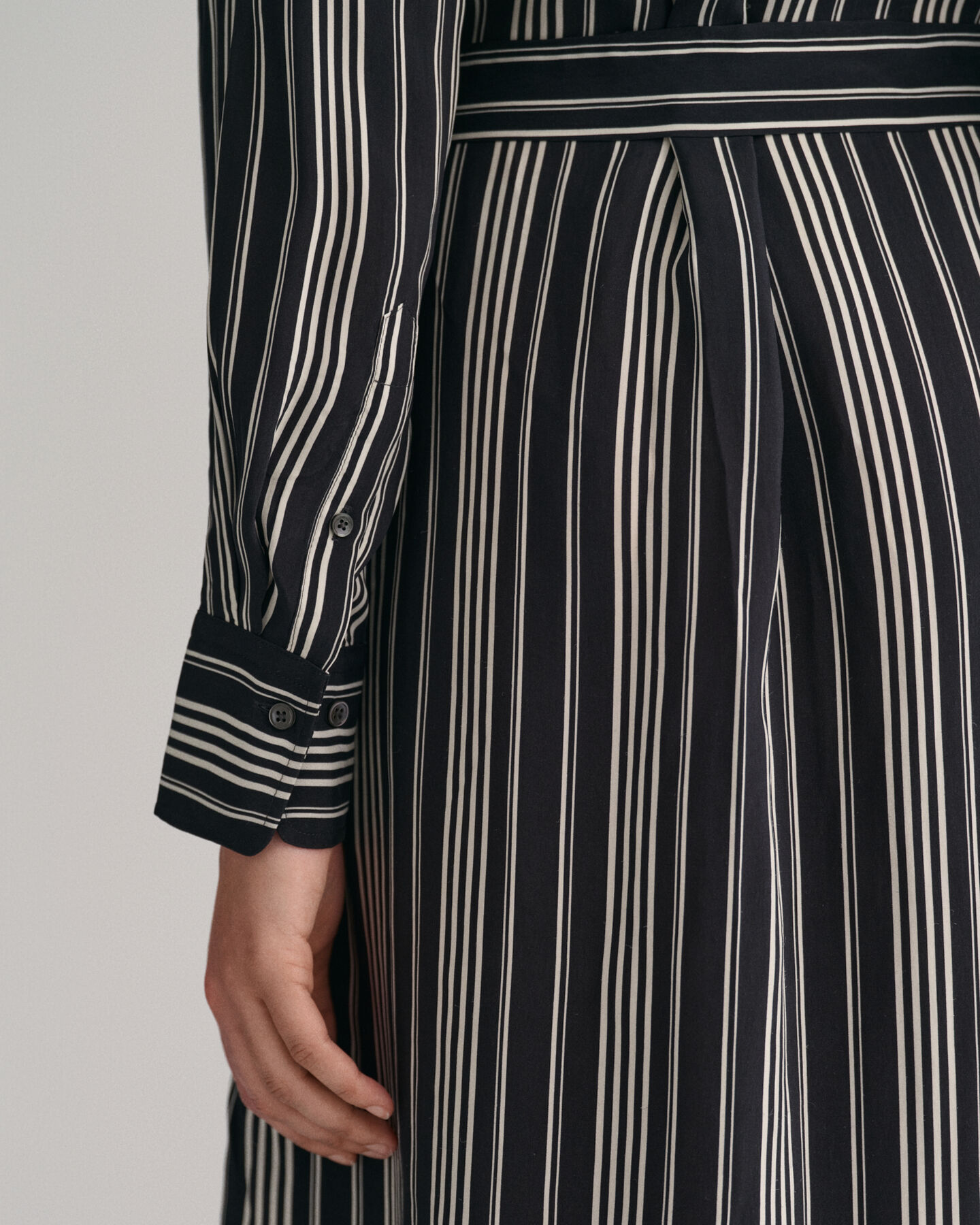 Vestido camisero evas&eacute; a rayas