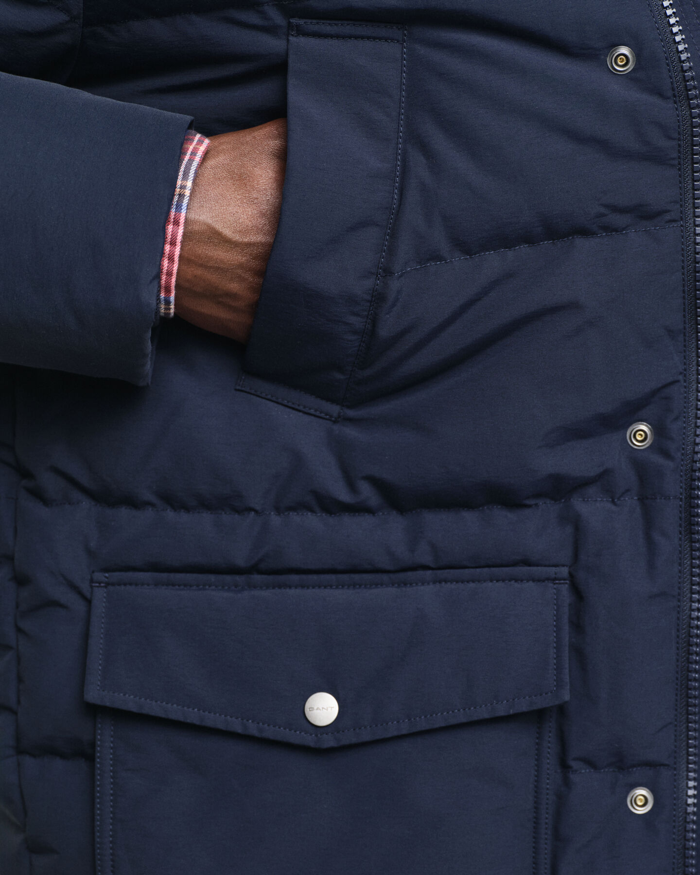 Chaqueta de plumón gruesa de largo medio