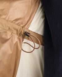 Chaqueta de plumón de largo medio