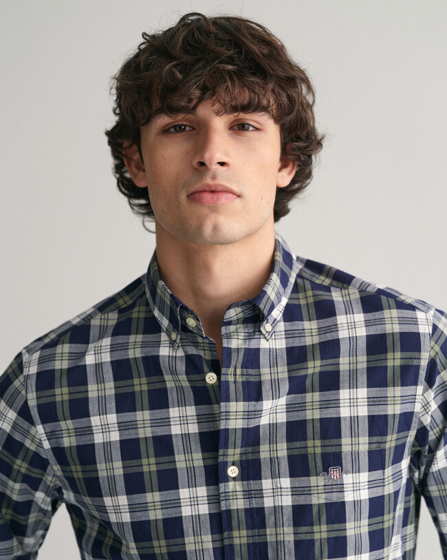 Camisa Regular Fit de popelina a cuadros