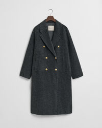 Abrigo de cuadros cosido a mano