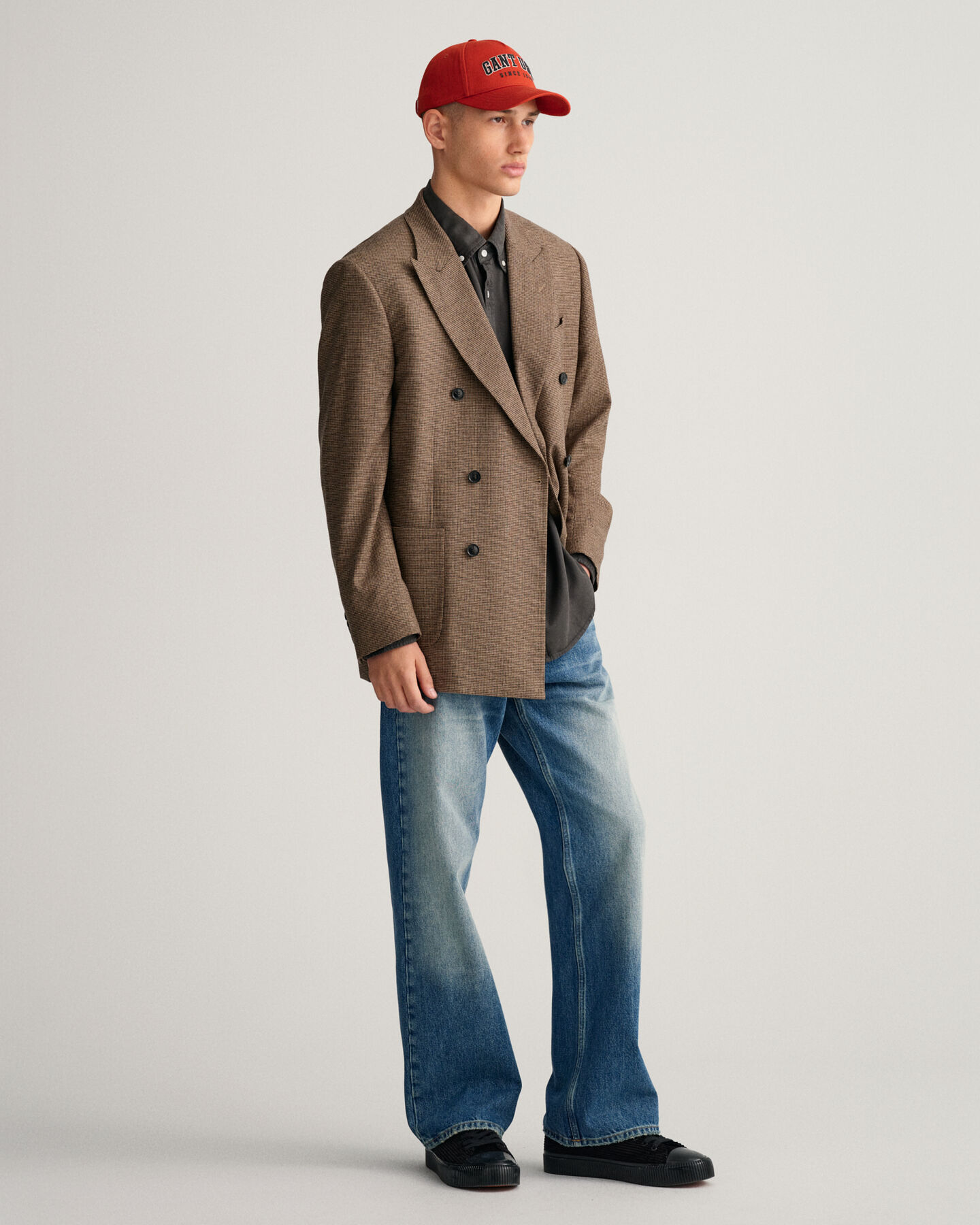 Camisa Relaxed Fit de lyocell te&ntilde;ida en prenda