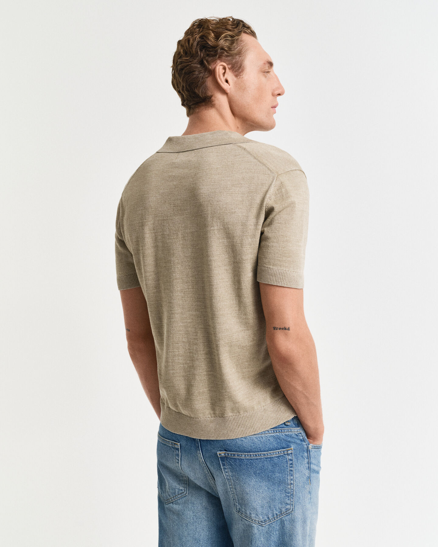 Jersey tipo polo Sunfaded de manga corta