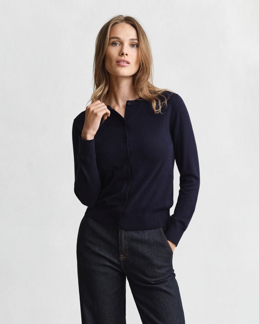 Cárdigan de punto ligero con cuello redondo