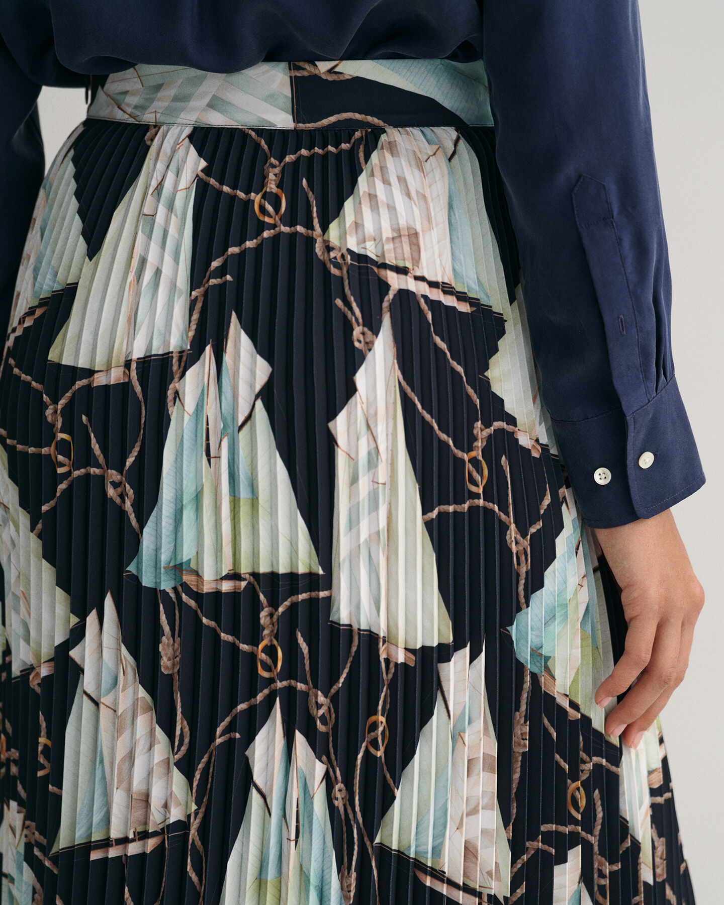 Falda plisada con estampado Sailing