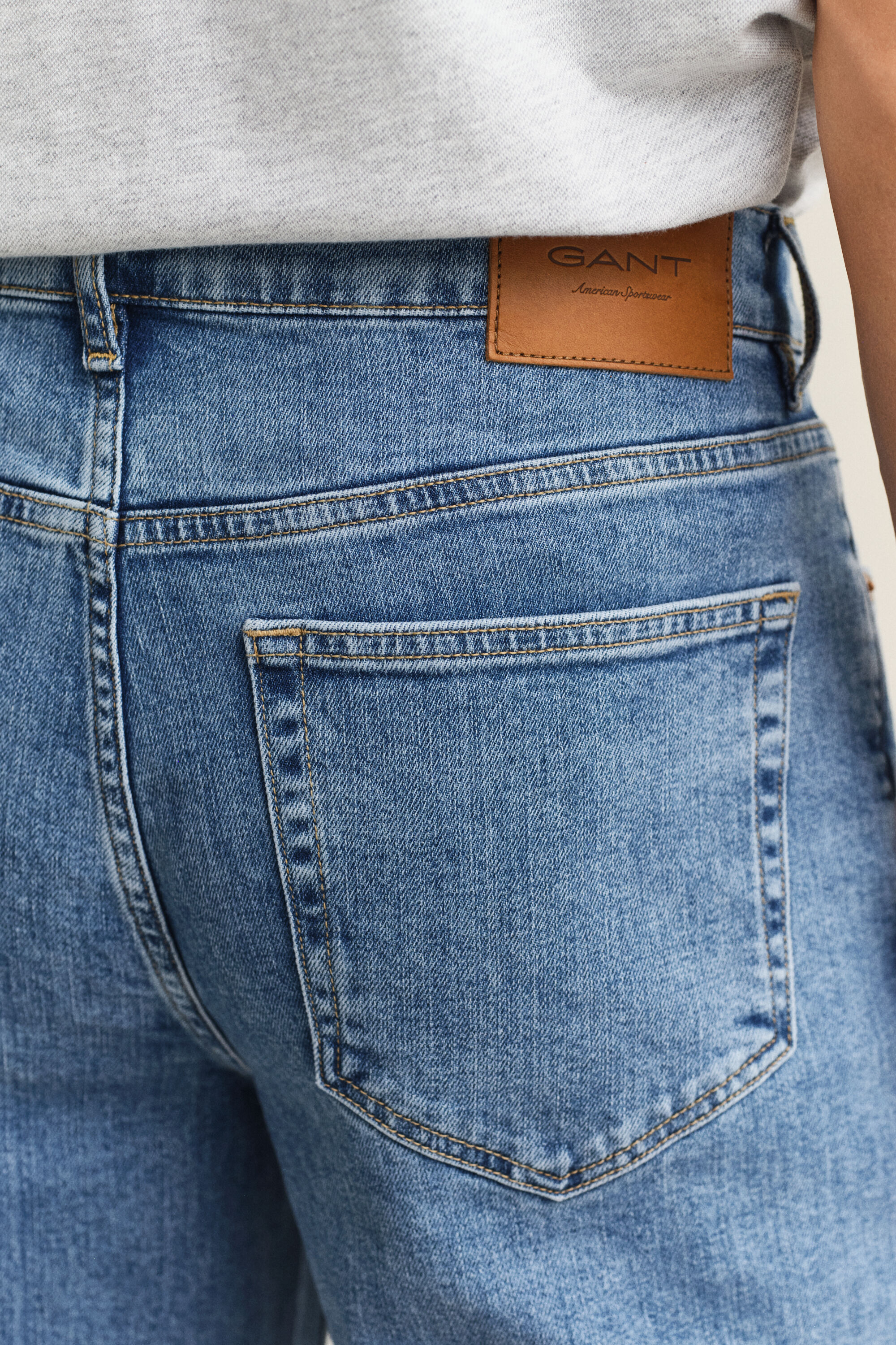 Vaqueros Regular Fit lavados