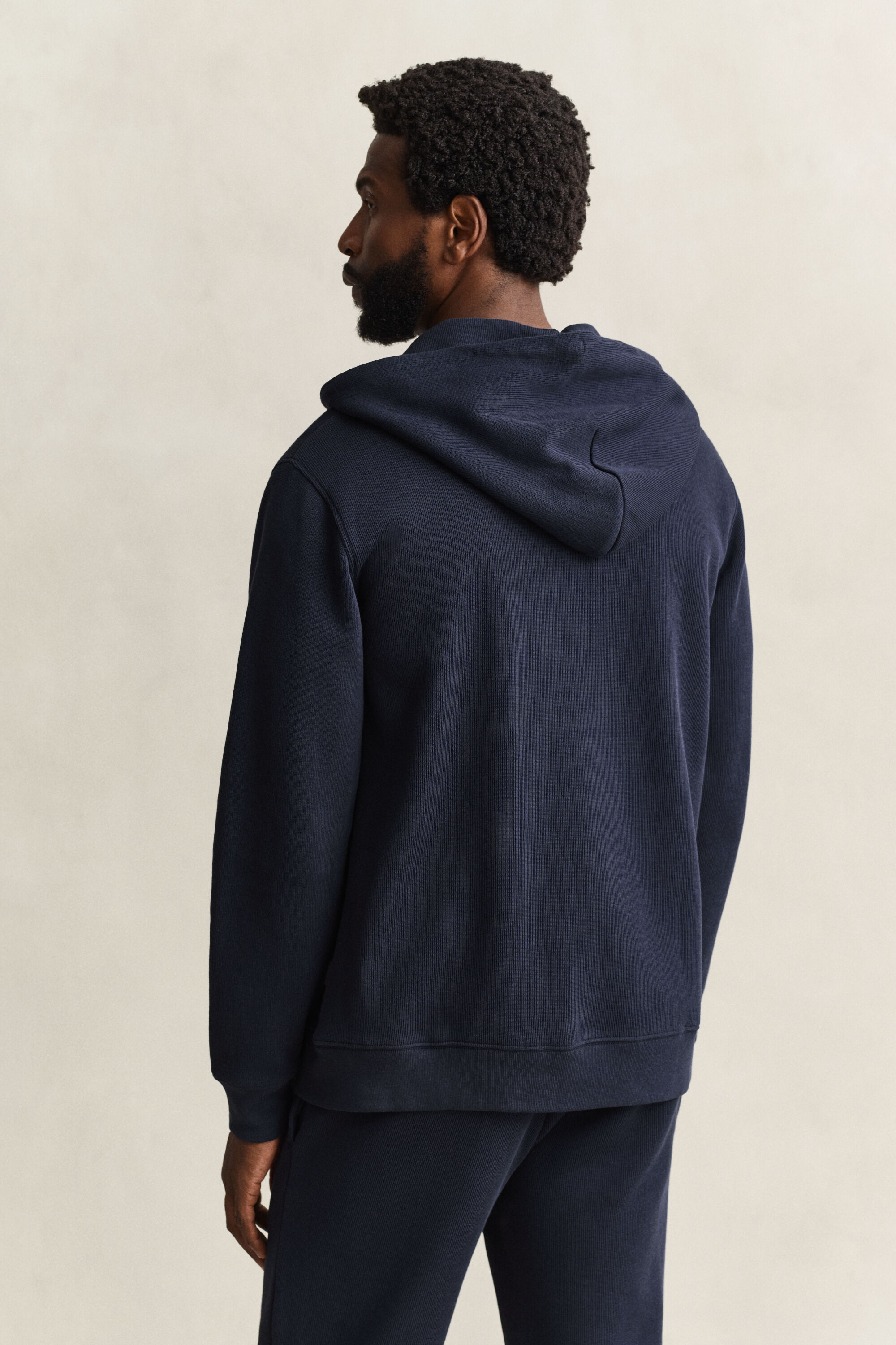 Sudadera con capucha y cremallera