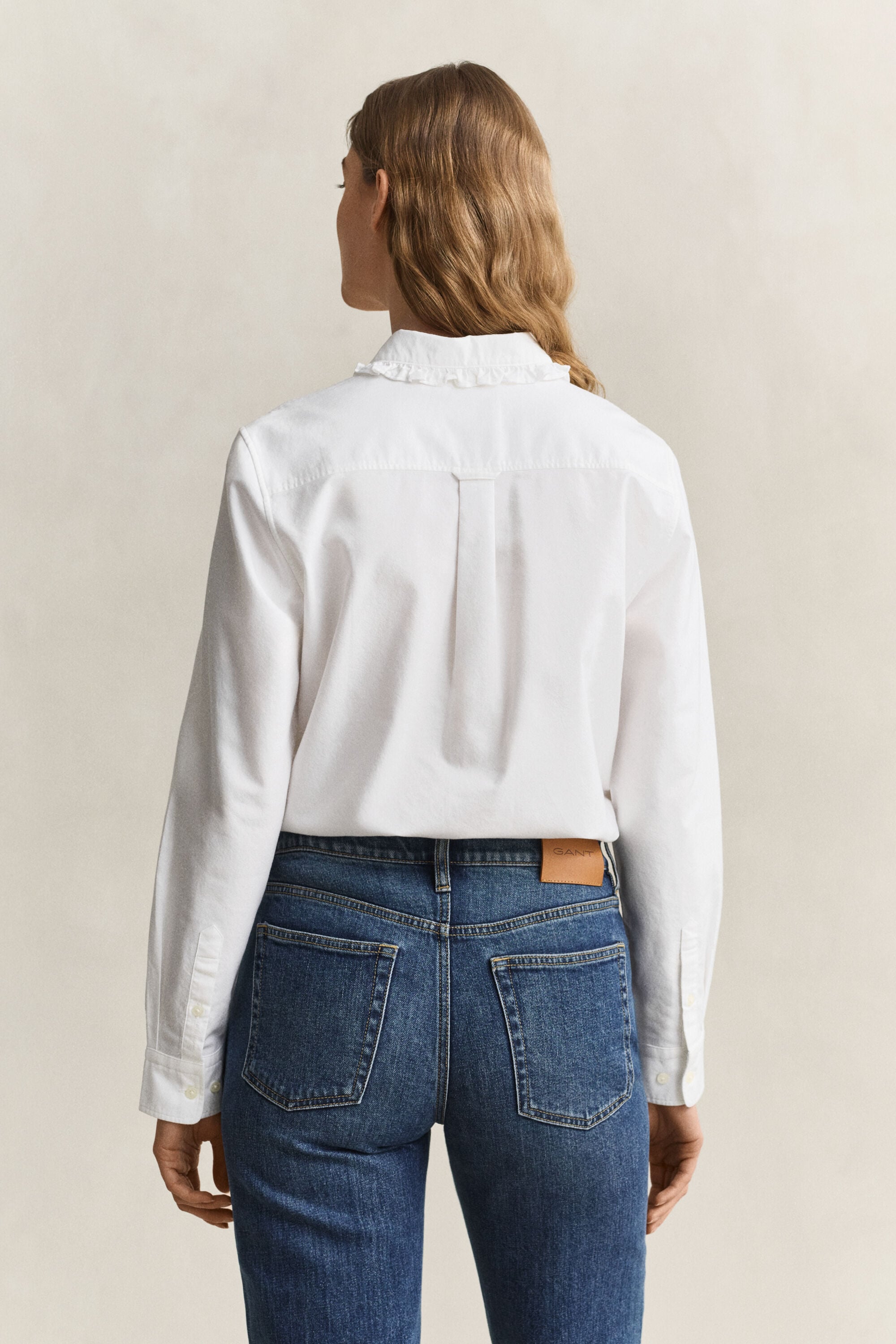 Camisa Oxford clásica con volantes