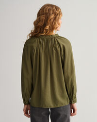 Blusa con cuello recto