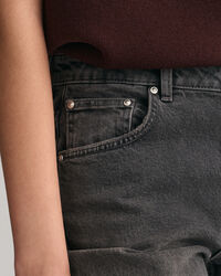 Vaqueros tobilleros con pernera recta