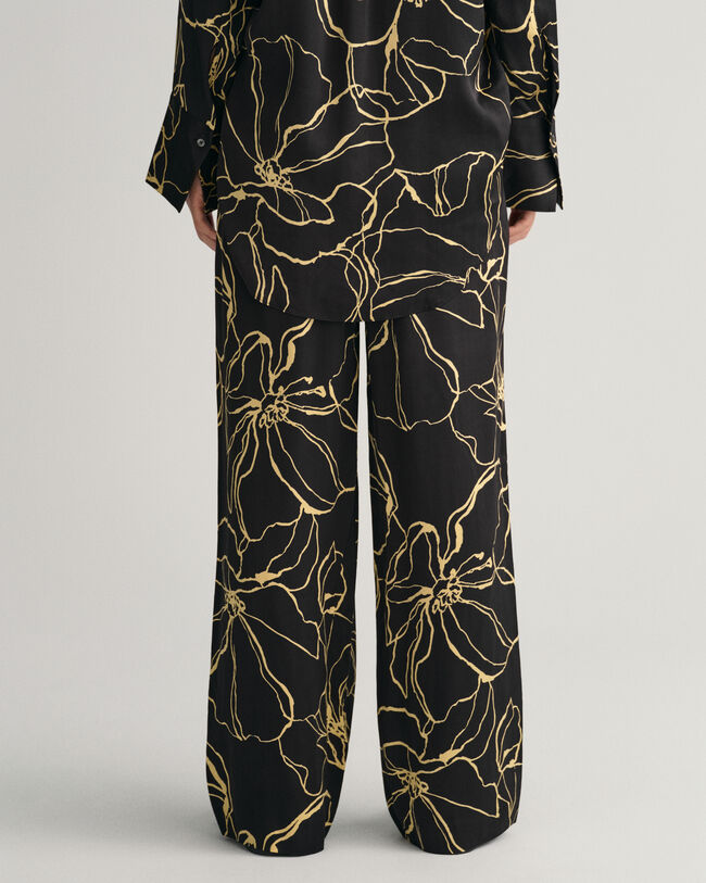 Pantalones Pull-On Line Drawing