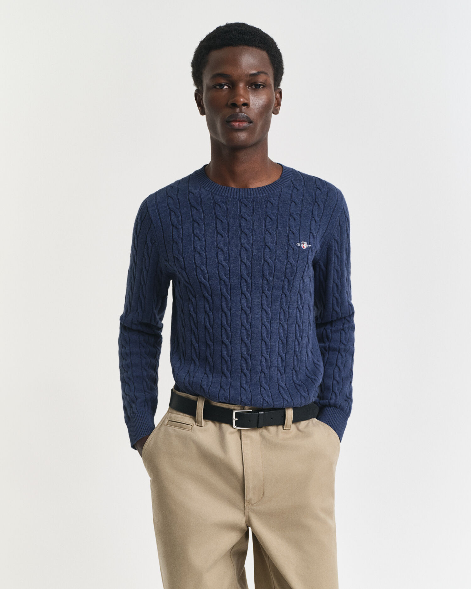 Jersey de cuello redondo y punto de ochos en algodón