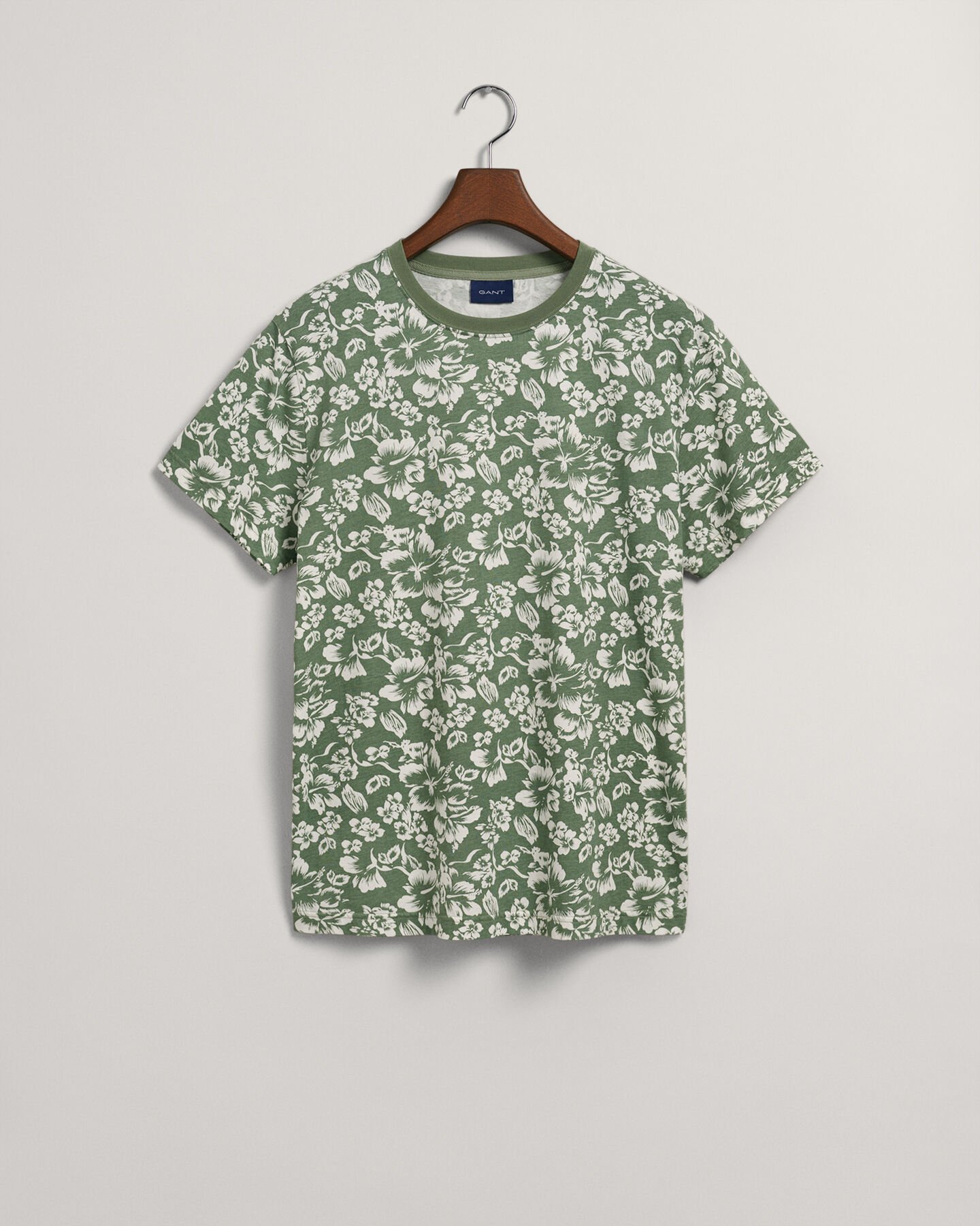 Camiseta con estampado de flores