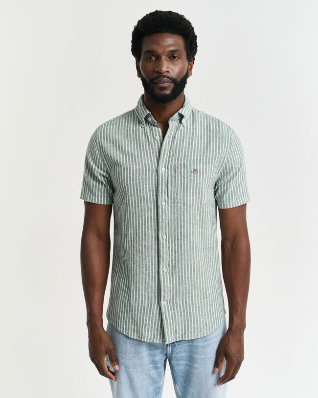 Camisa Regular Fit de manga corta a rayas en algod&oacute;n y lino