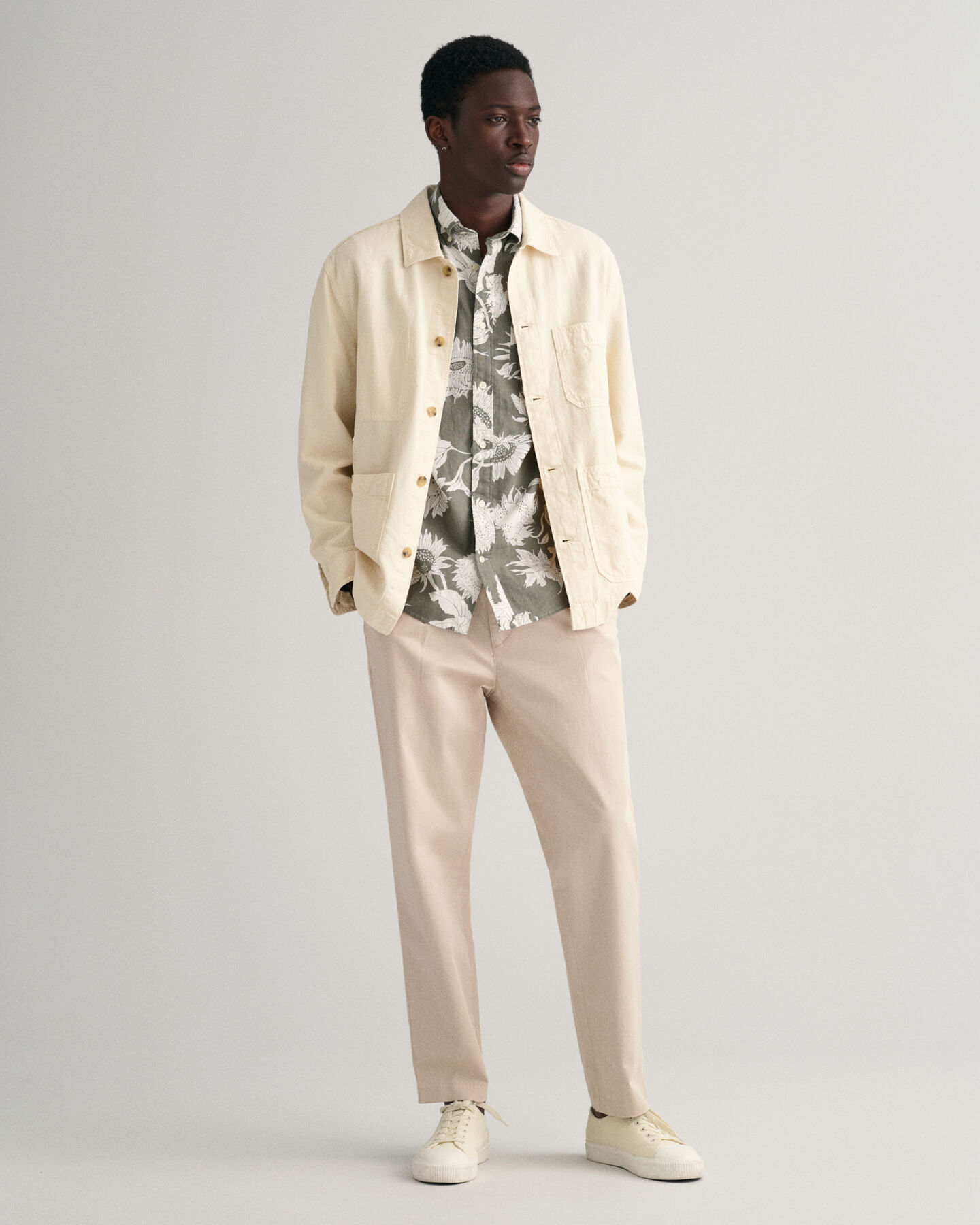 Camisa Regular Fit de algodón y lino con estampado de girasoles