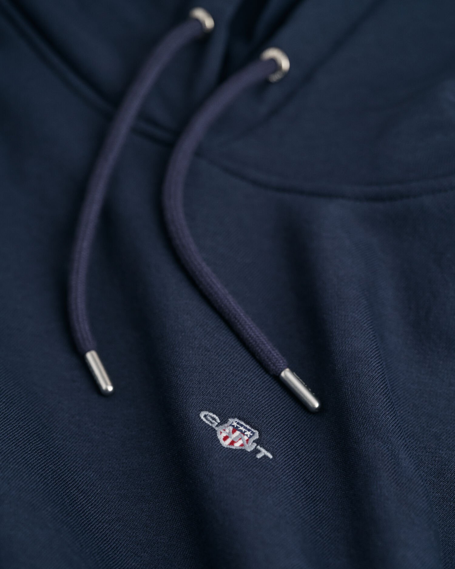 Sudadera con capucha Shield