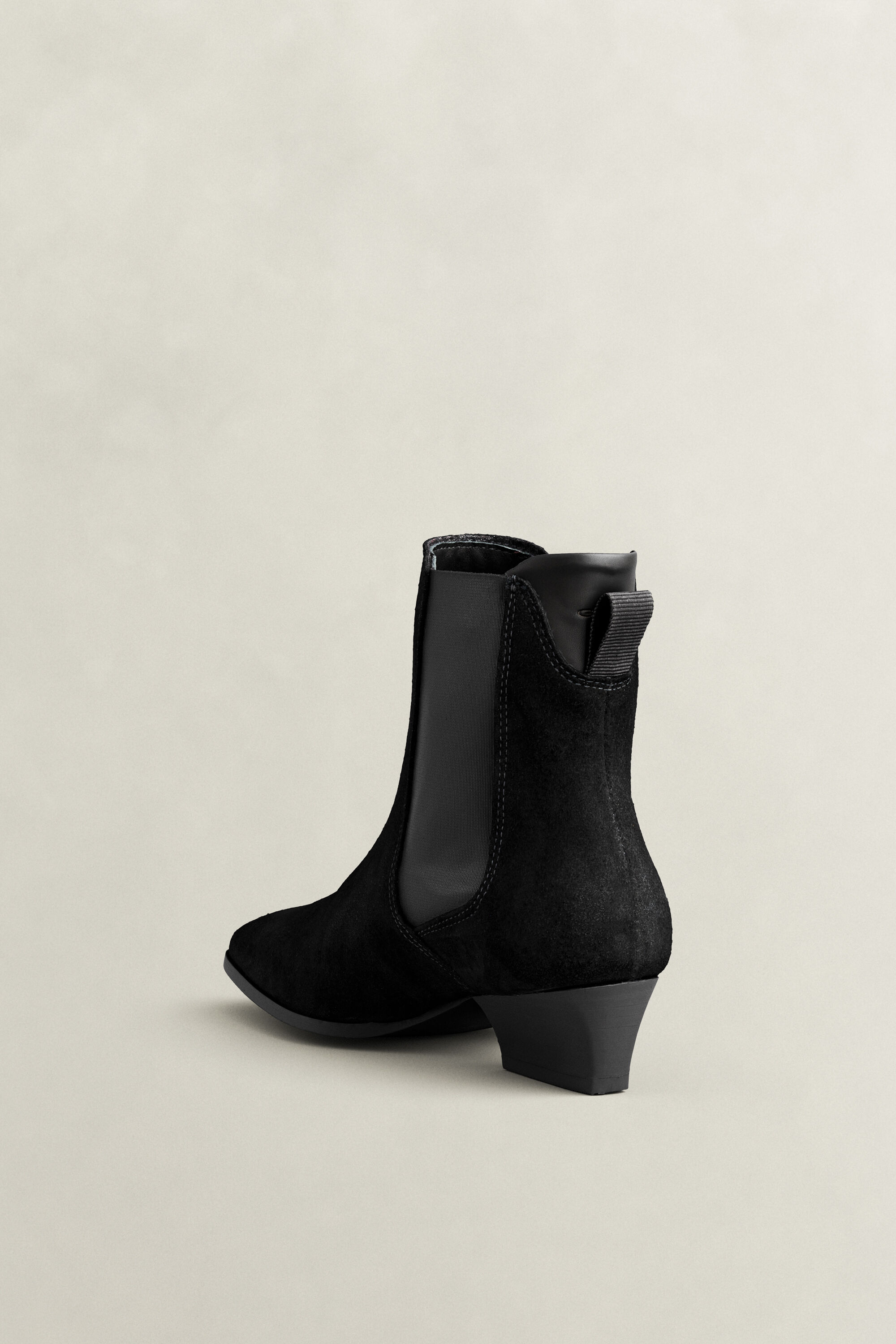 Botines Chelsea de ante Bassotte