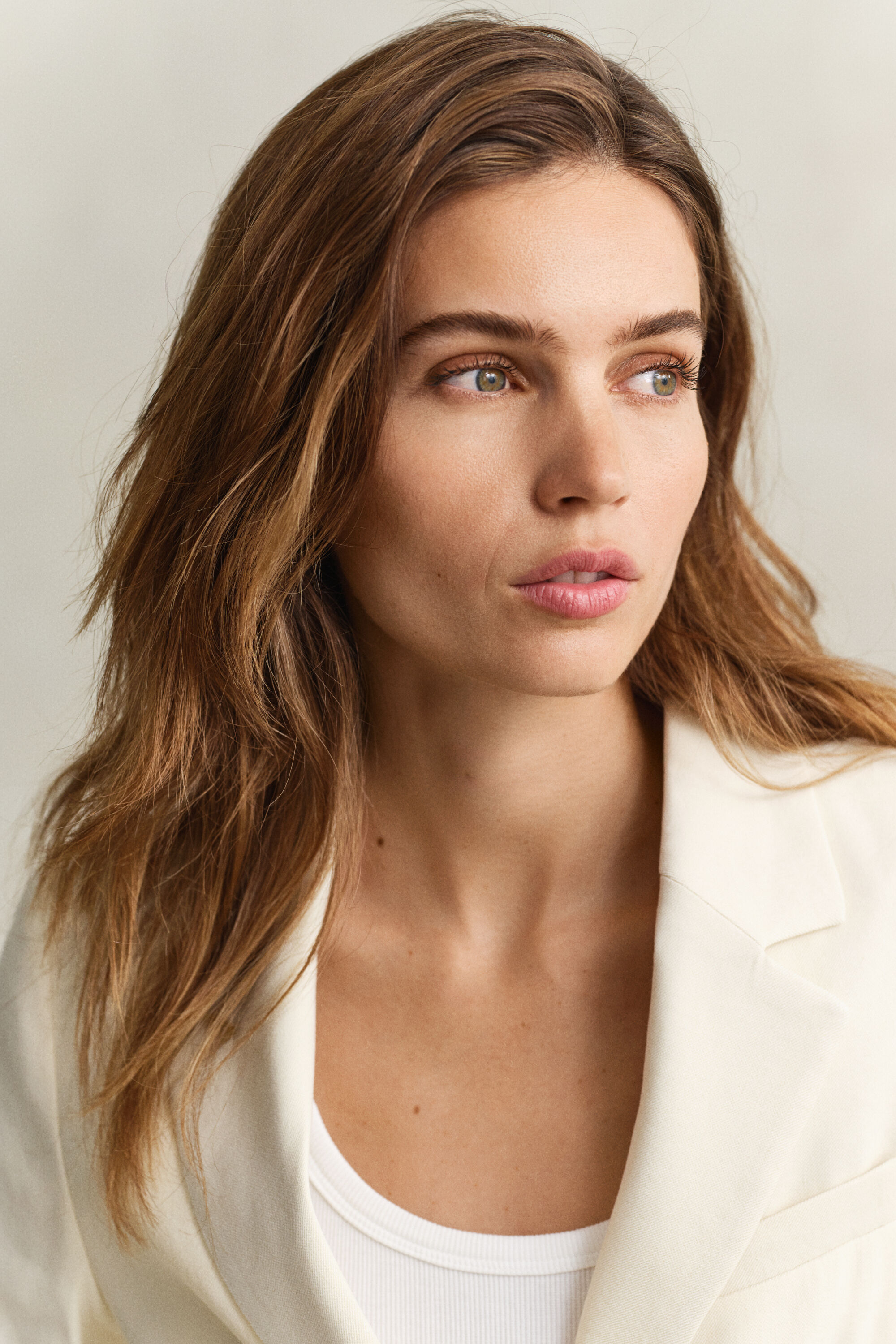 Americana elástica de lino