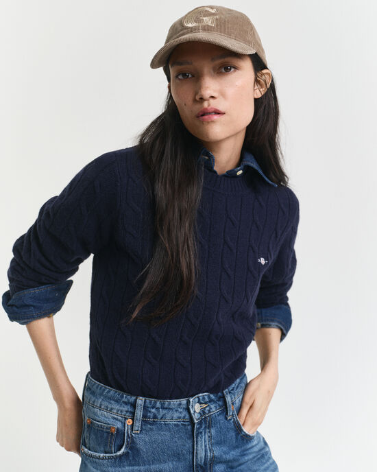 Jersey de cuello redondo y punto de ochos en lana de oveja