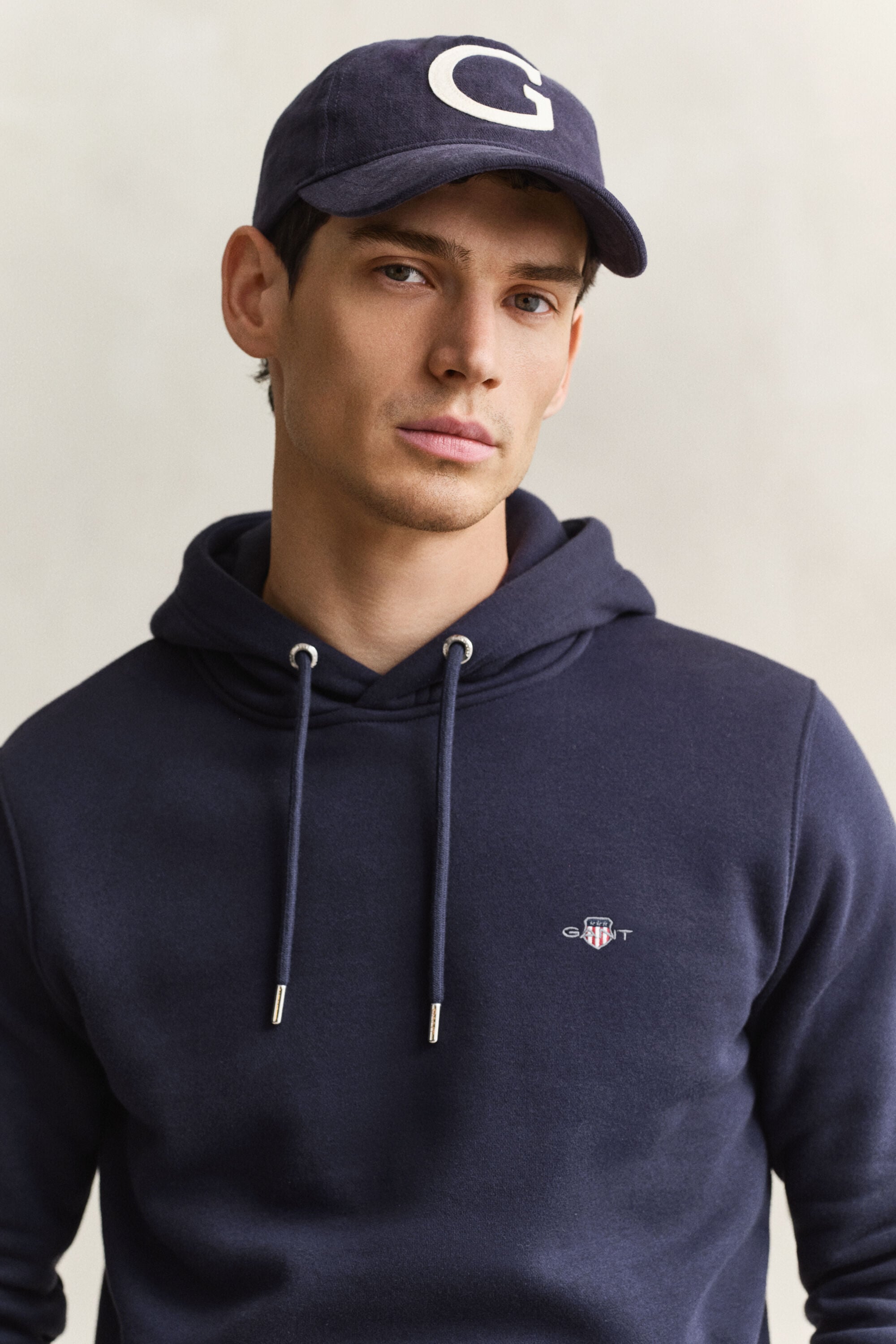 Sudadera con capucha Shield