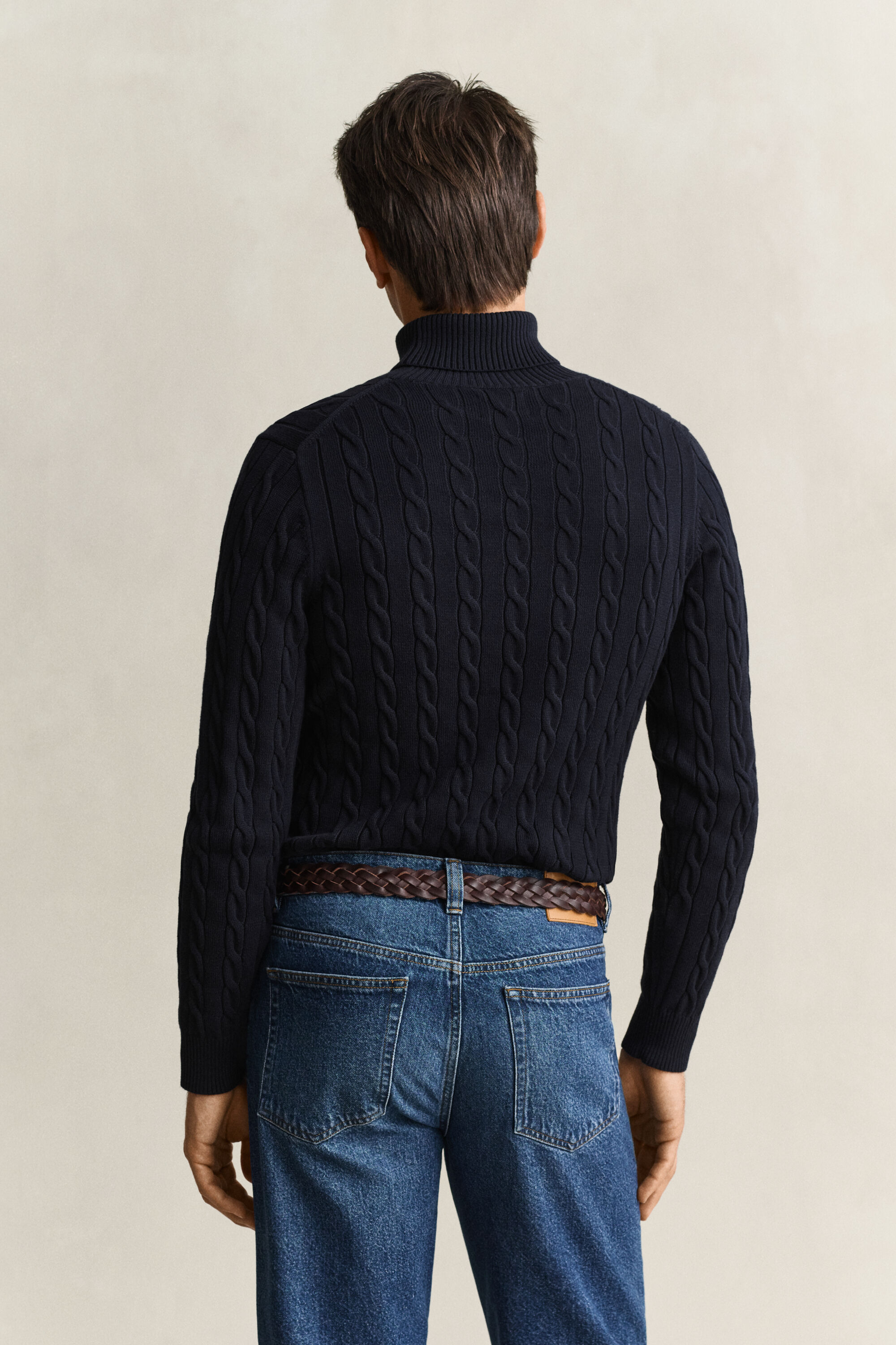 Jersey de punto de ochos de algodón con cuello de cisne