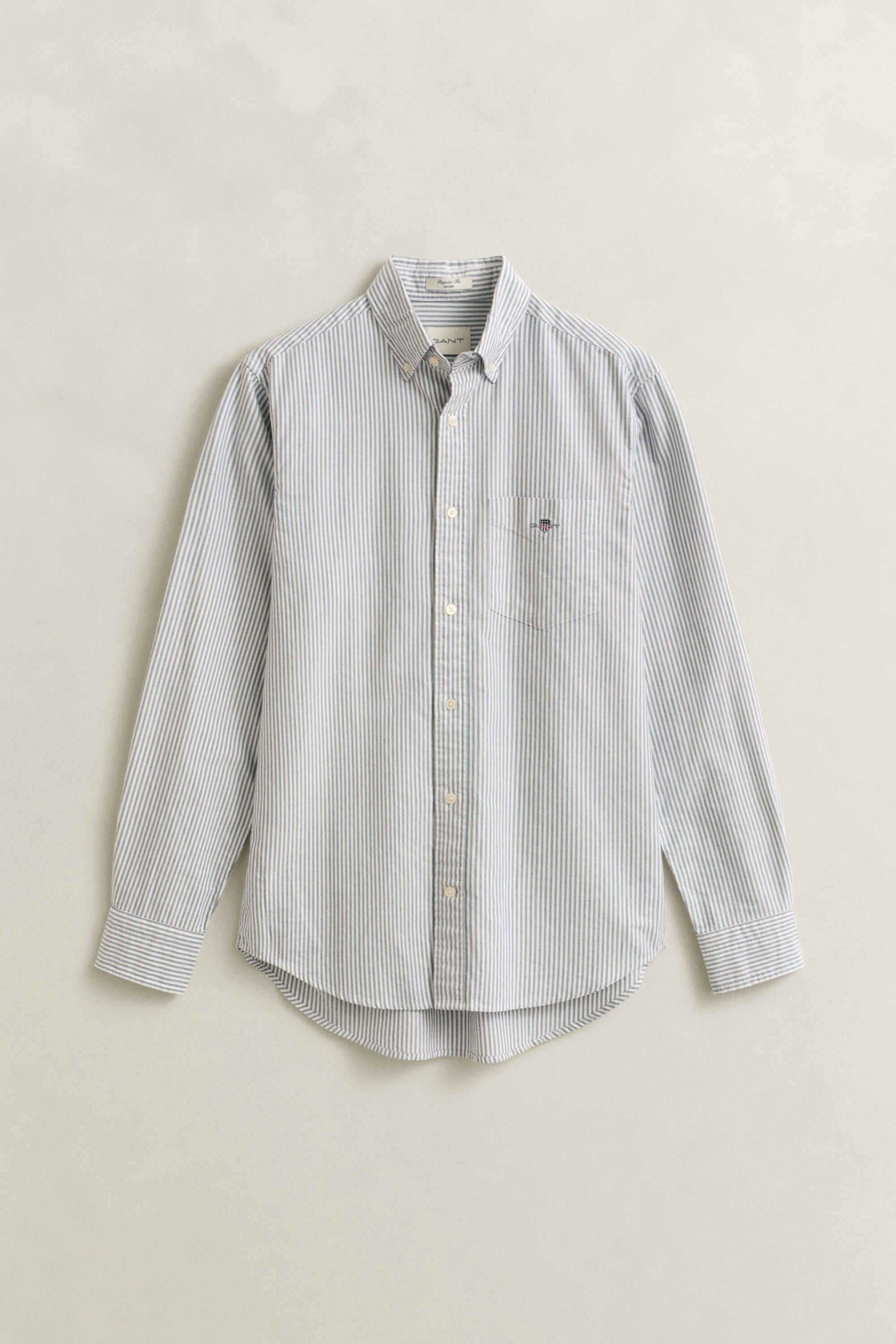 Camisa Oxford clásica de rayas finas