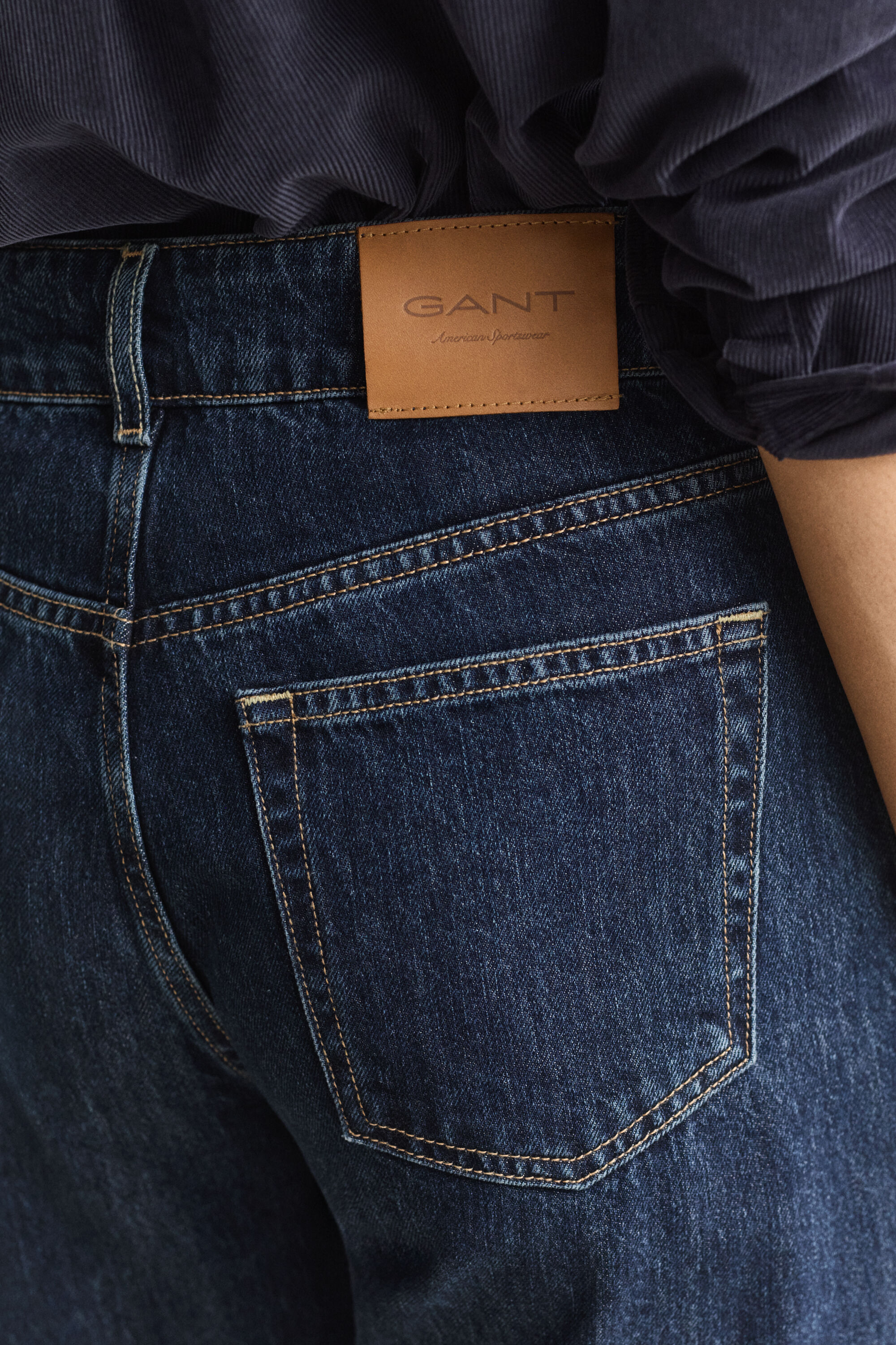 Vaqueros Relaxed Fit con botones