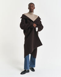 Jersey de punto de ochos en algodón elástico con cuello de cisne