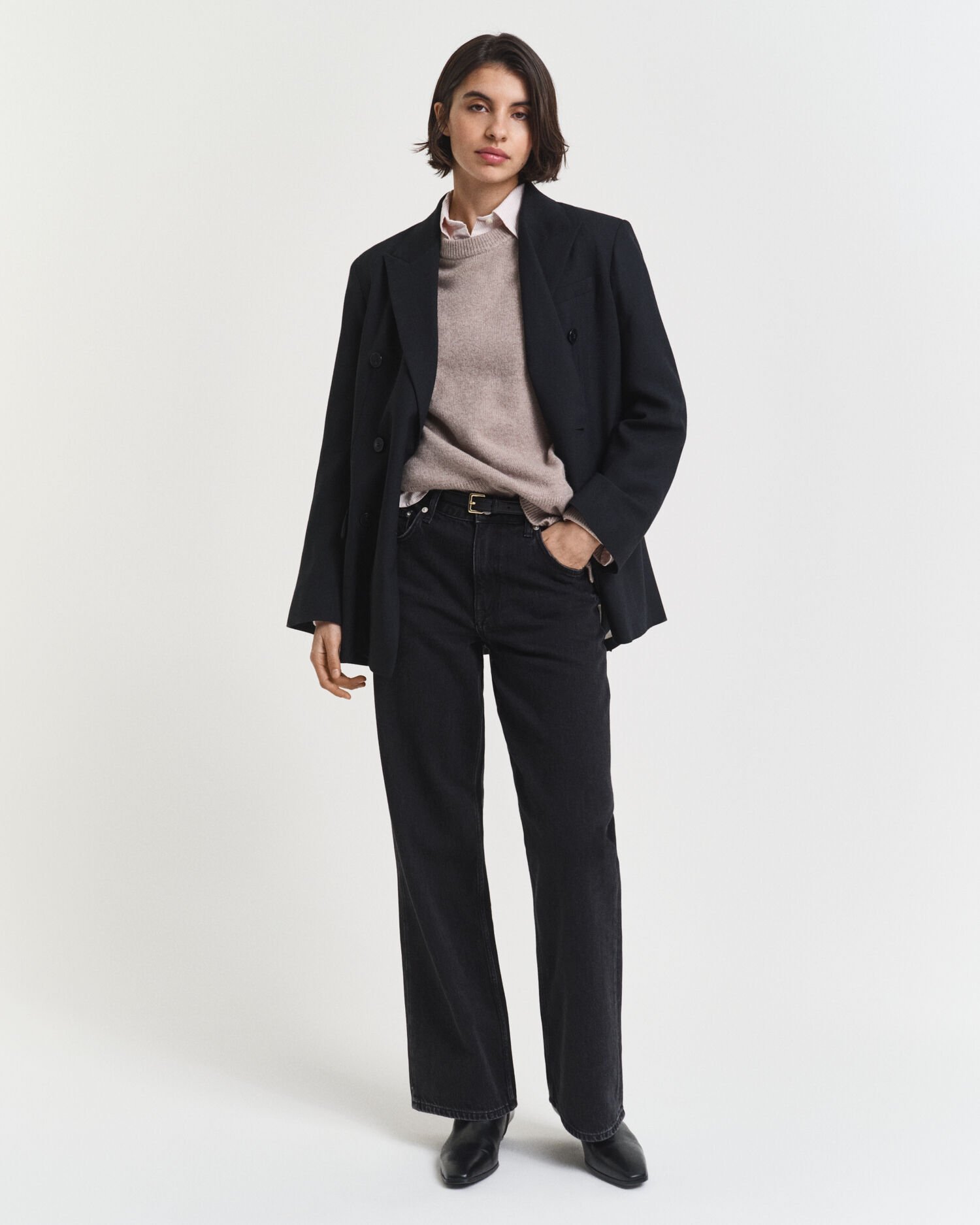 Jersey de cuello redondo en una suave mezcla de lana y cachemir