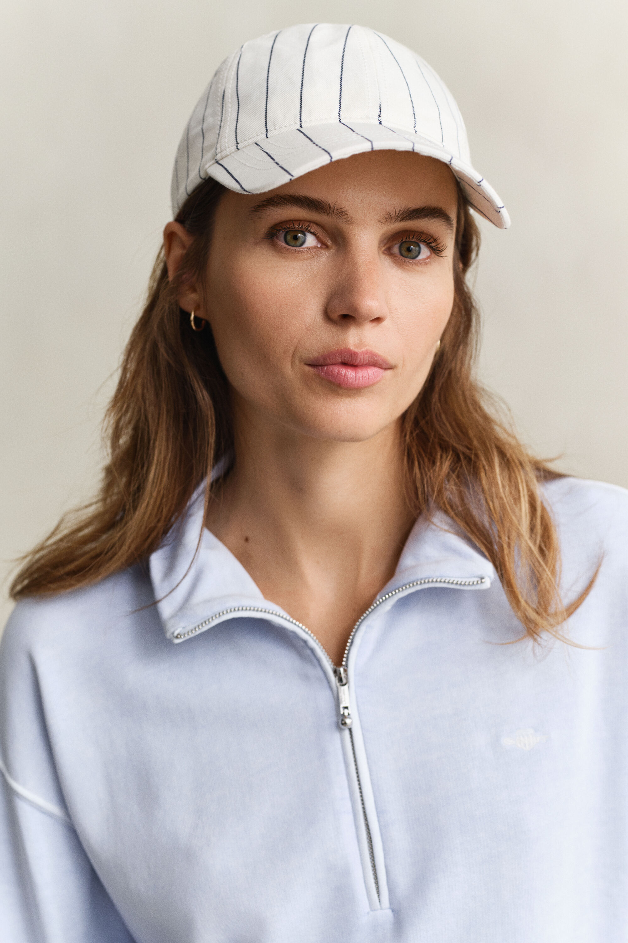 Sudadera lavada Shield con media cremallera