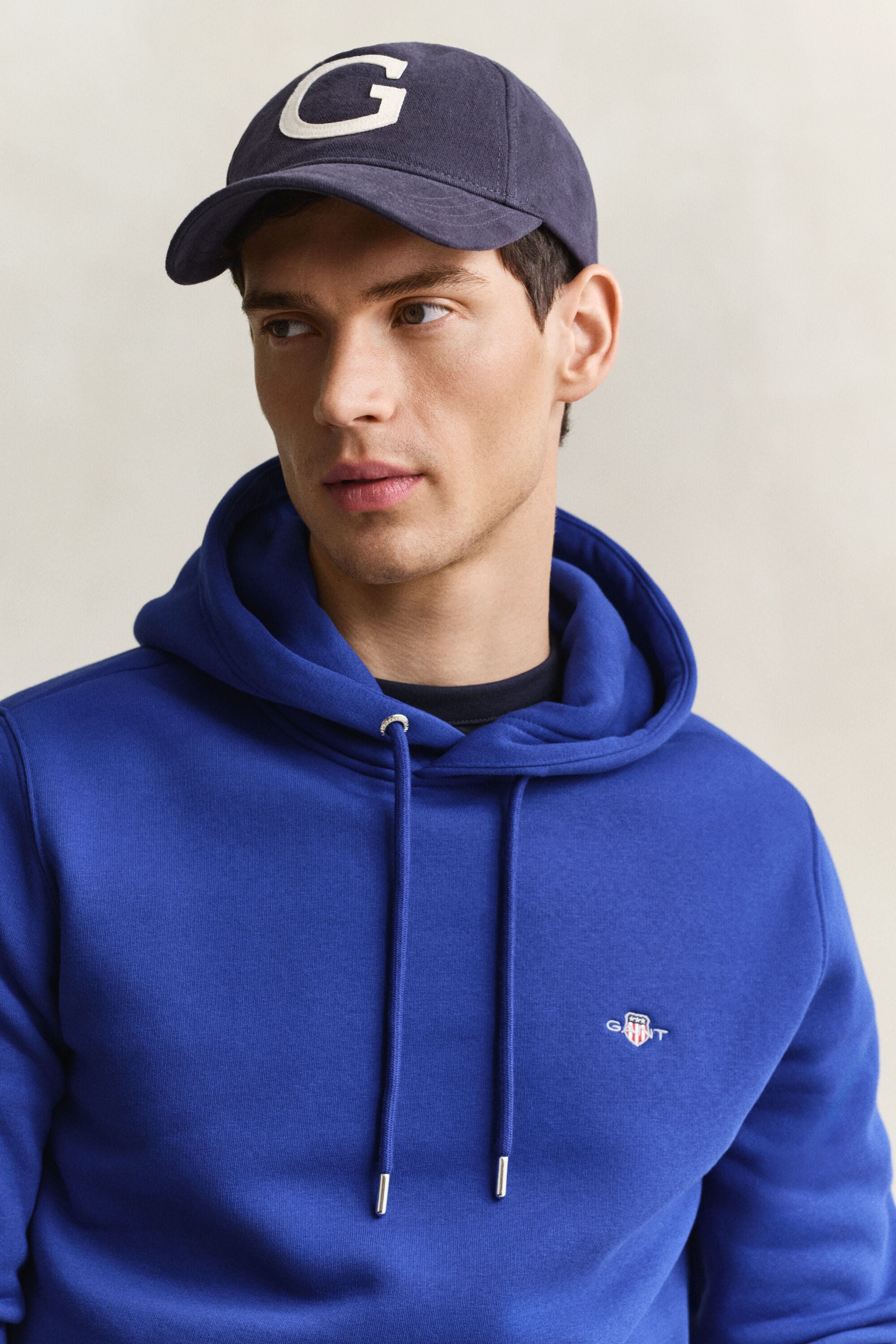Sudadera con capucha Shield