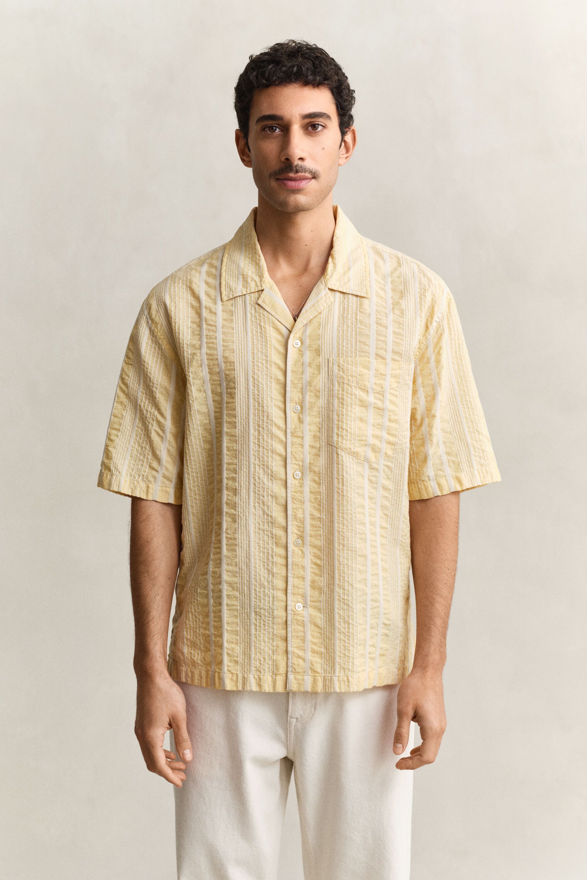 Camisa de manga corta de sirsaca