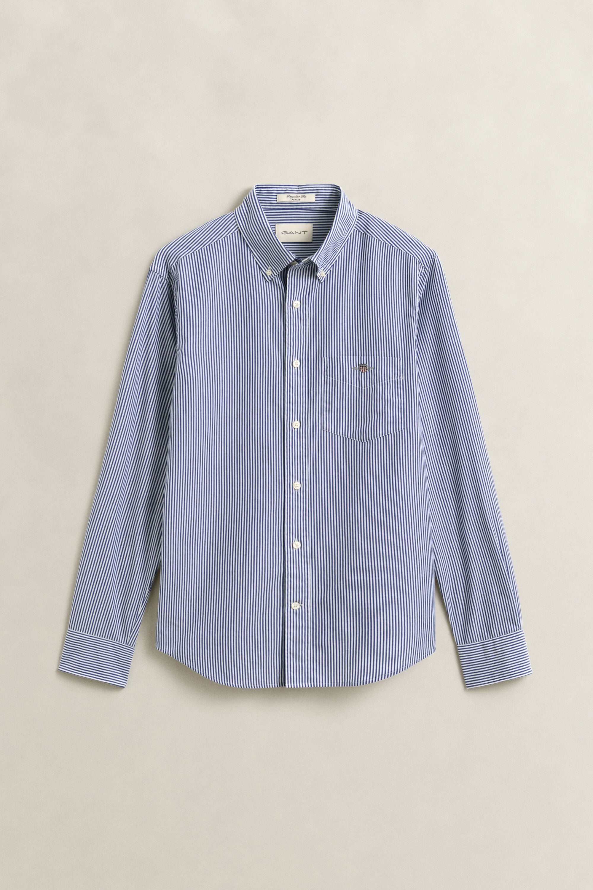 Camisa clásica de popelina de rayas finas