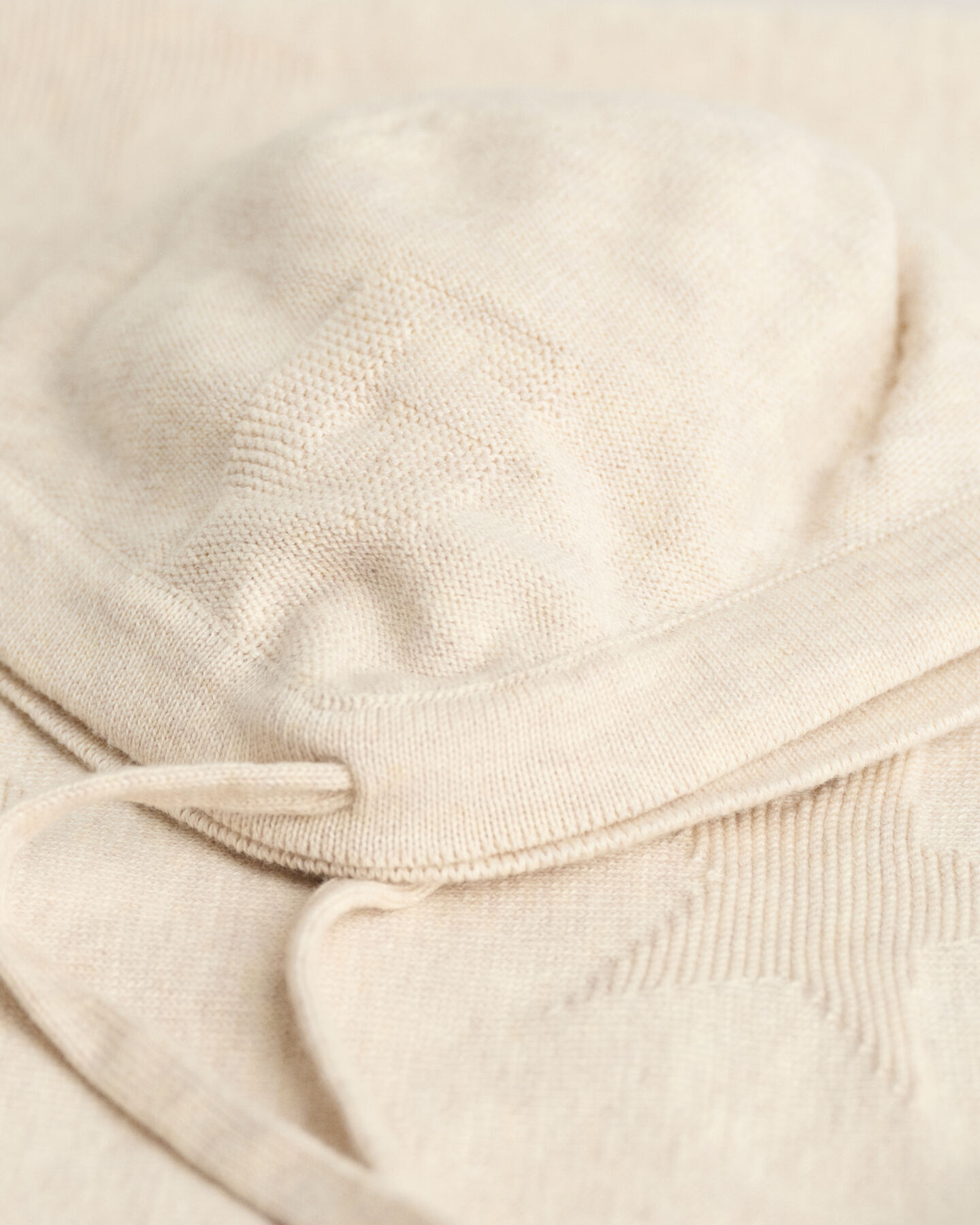 Set de regalo con manta y gorro Baby