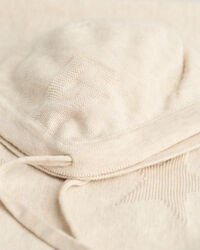 Set de regalo con manta y gorro Baby